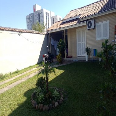 Ótima casa para venda no bairro Santo Afonso em Novo Hamburgo/RS -2 Dormitórios Ótima casa para venda no bairro Santo Afonso em Novo Hamburgo/RS -2 Dormitórios