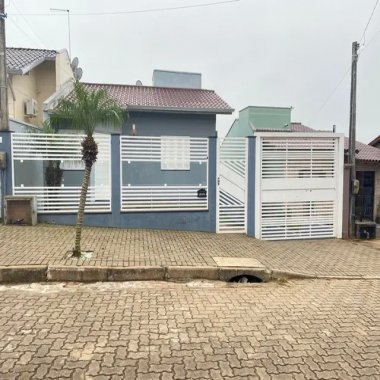Ótima casa a venda no bairro Paulista em Campo Bom/RS - 2 vagas de garagem Ótima casa a venda no bairro Paulista em Campo Bom/RS - 2 vagas de garagem