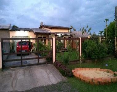 Casa para Venda em Arroio do Sal / RS no bairro Balneário Pérola Casa para Venda em Arroio do Sal / RS no bairro Balneário Pérola