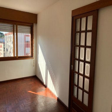 Excelente apartamento à venda no bairro Jardim Dona Leopoldina em Porto Alegre